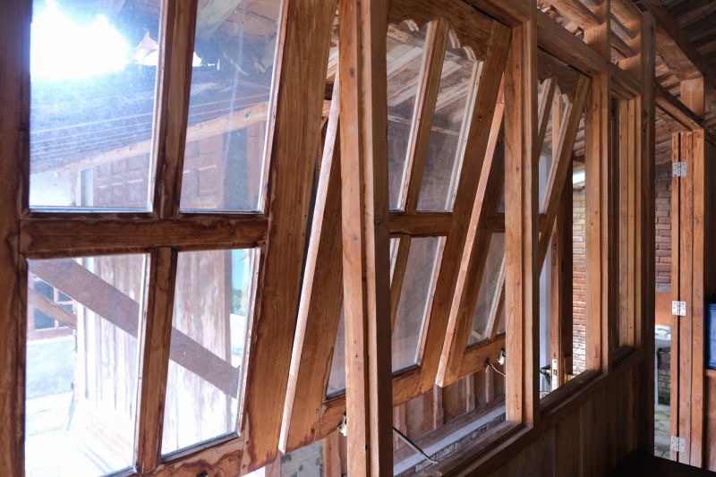 Wood Windows Installation in Saint Petersburg, FL